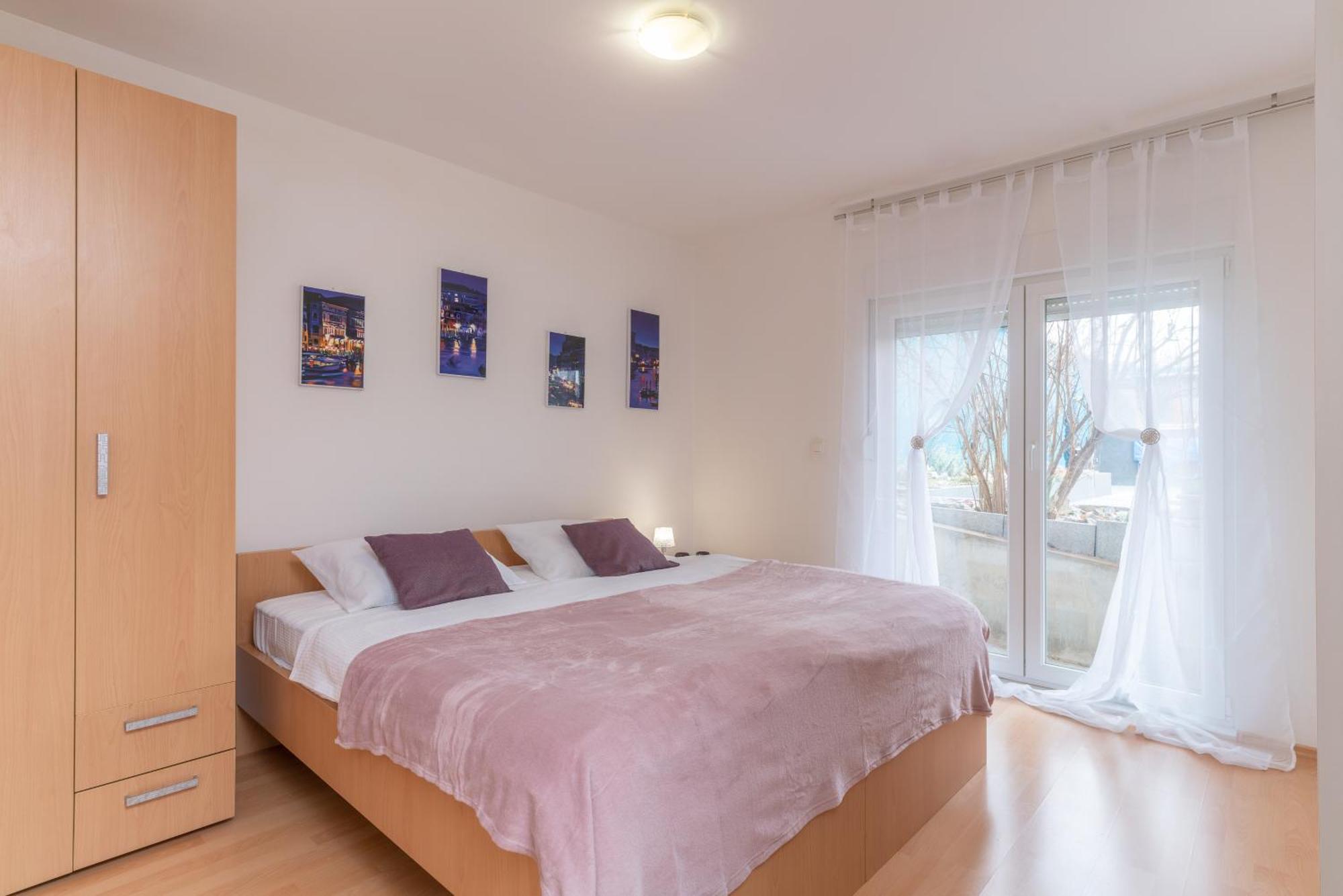 Pure Sky Apartments - With Pool Мостар Экстерьер фото