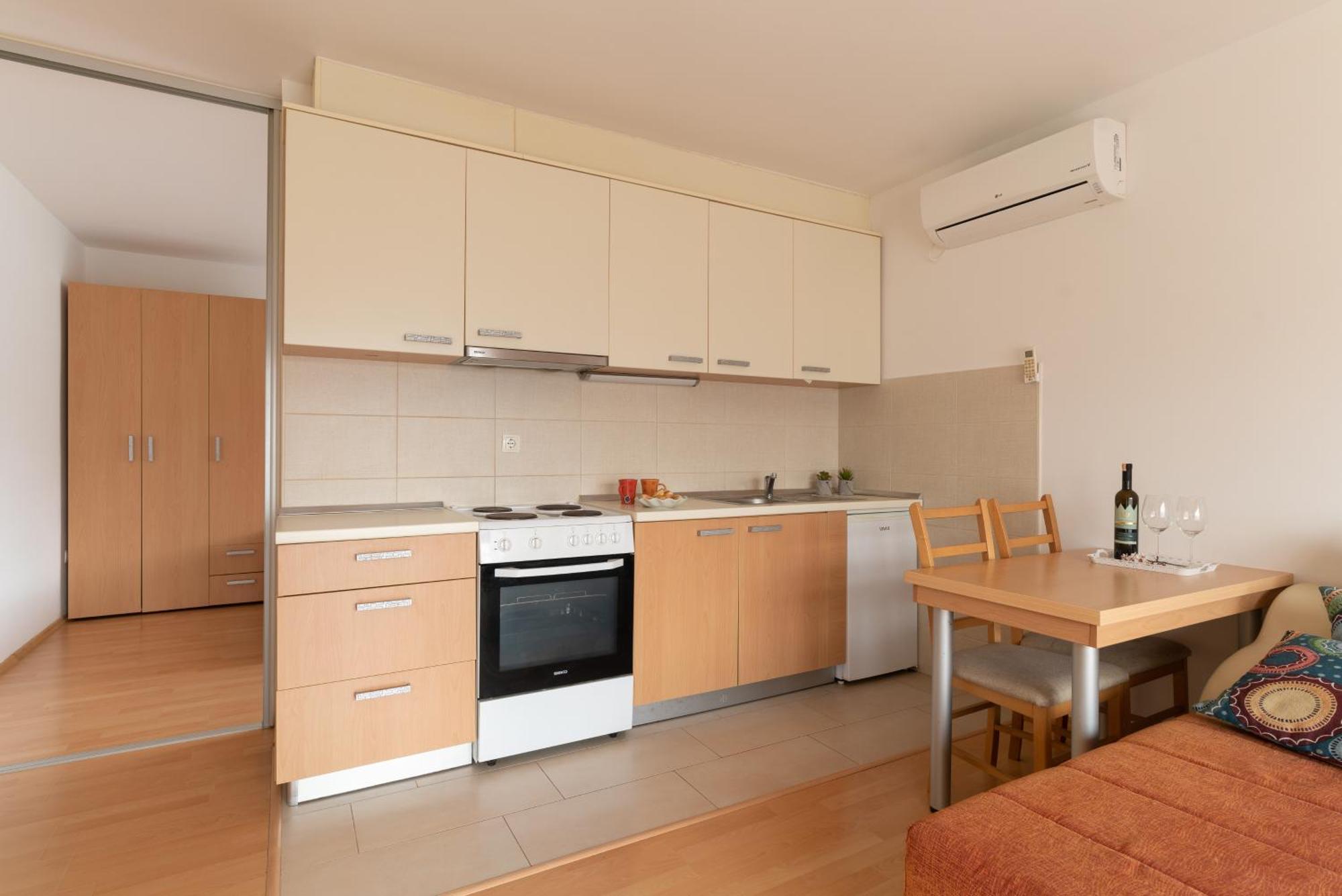 Pure Sky Apartments - With Pool Мостар Экстерьер фото